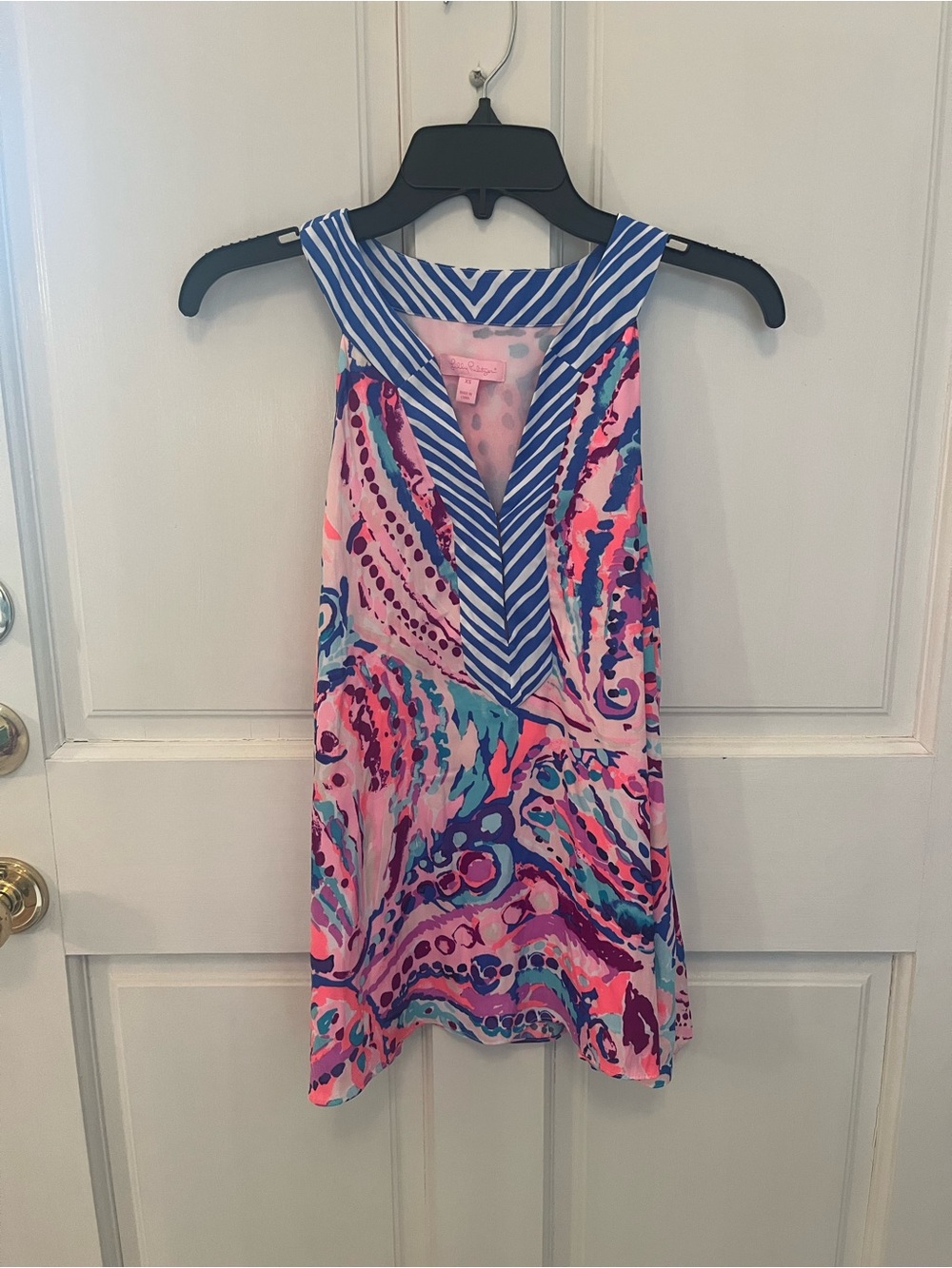 Lilly Pulitzer Pink & Blue Striped V‑Neck Shift Top